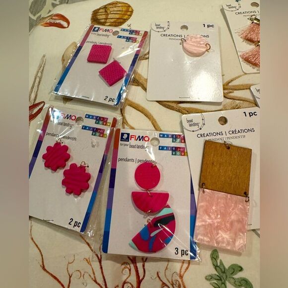 NWT 7 piece lot jewelry findings making craft tassles - Picture 3 of 3